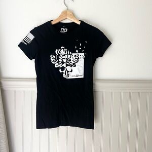 Diesel Power Gear Small Black Graphic Tee with Skull and Roses
